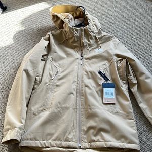 North face tan jacket. Size M. Brand new